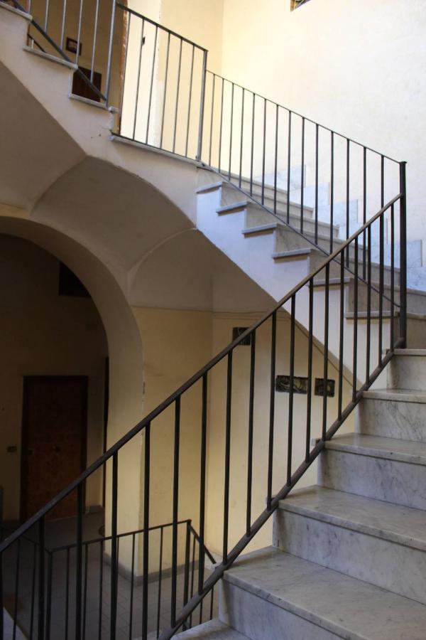 Aparthotel Casa Vacanza Grey Neapol Zewnętrze zdjęcie